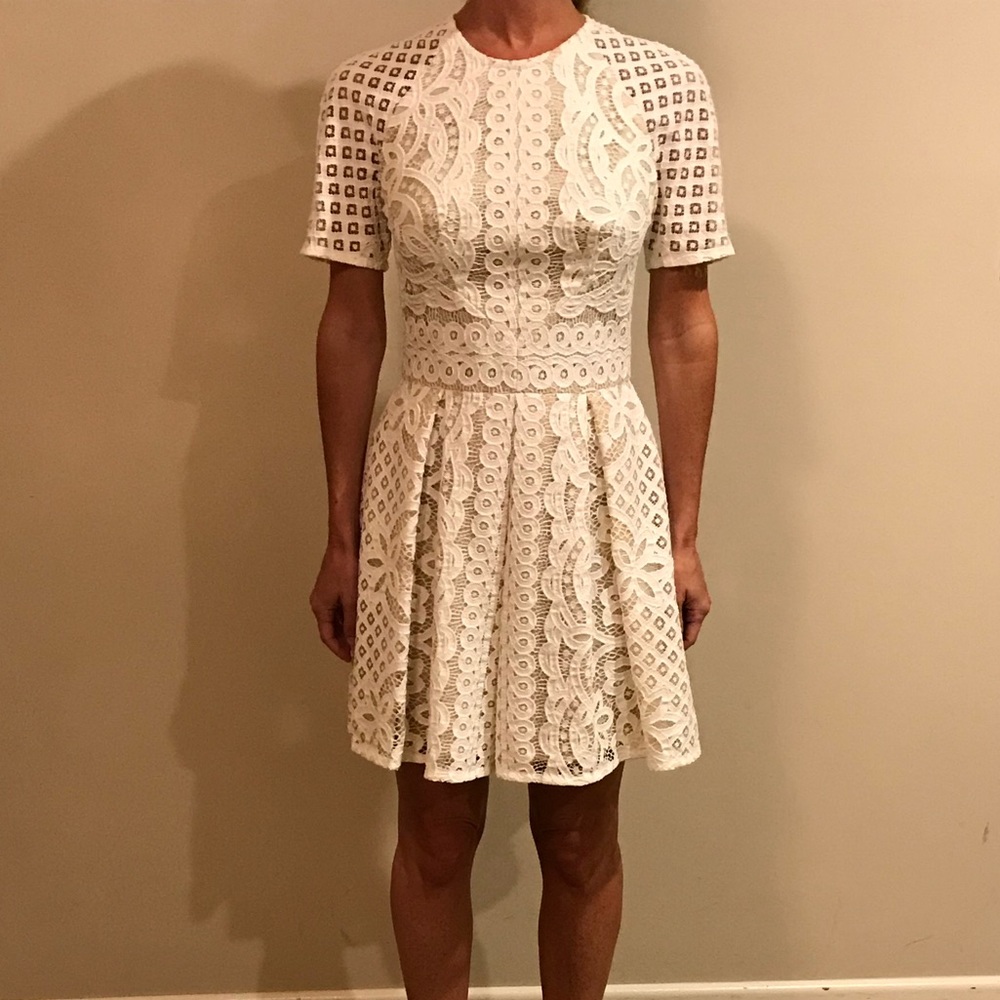 LOVER Cream Lace Dress Size 2 - Picture 2 of 6